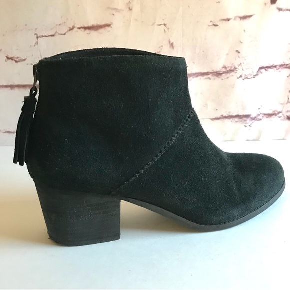 TOMS Black Suede Stacked Block Heel Size 10 Ankle Boots Booties - Picture 13 of 16